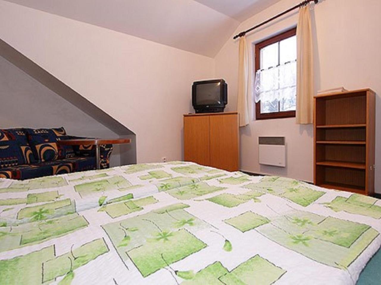 Apartments In Desna/Isergebirge 1786 Tanvald Bagian luar foto